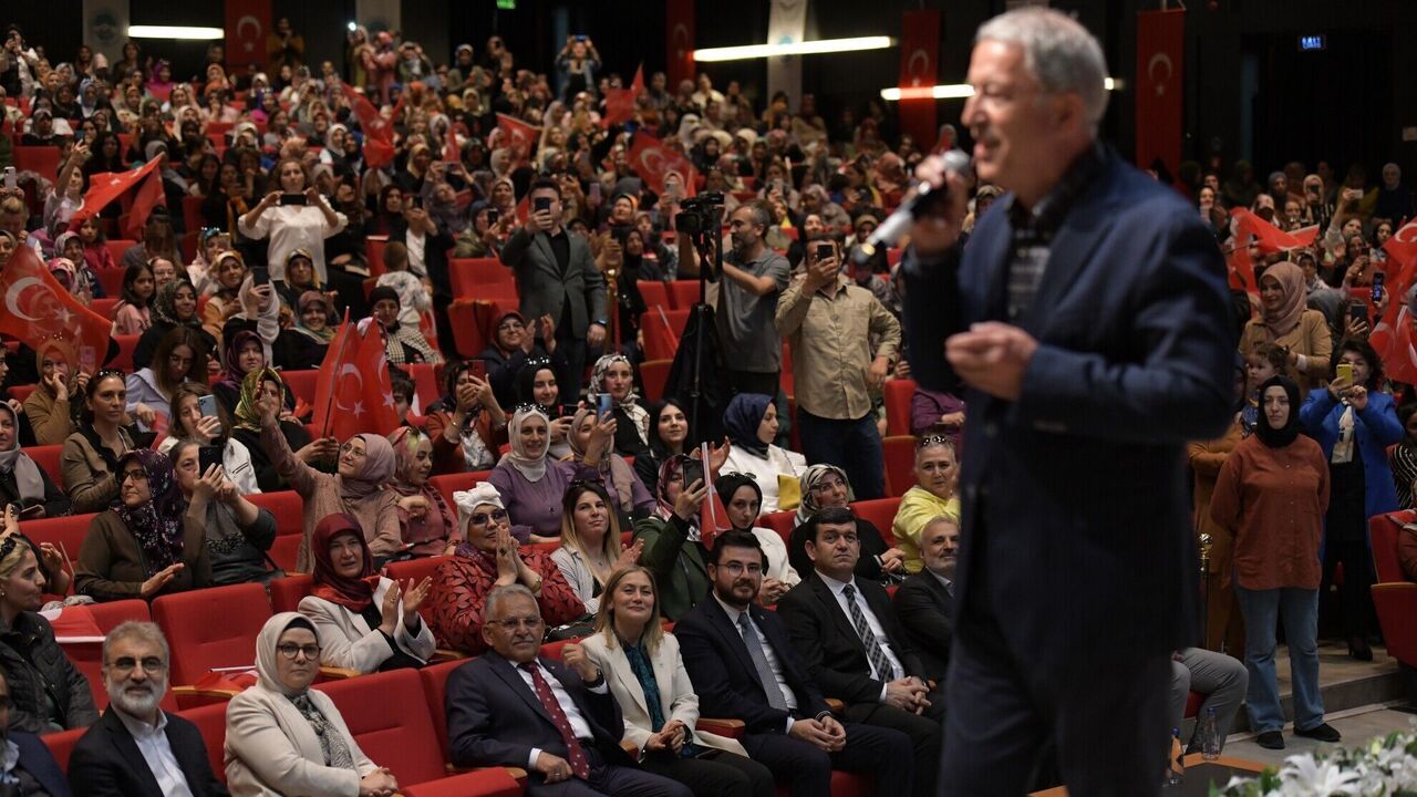 bakan-akar-etkinlik-1