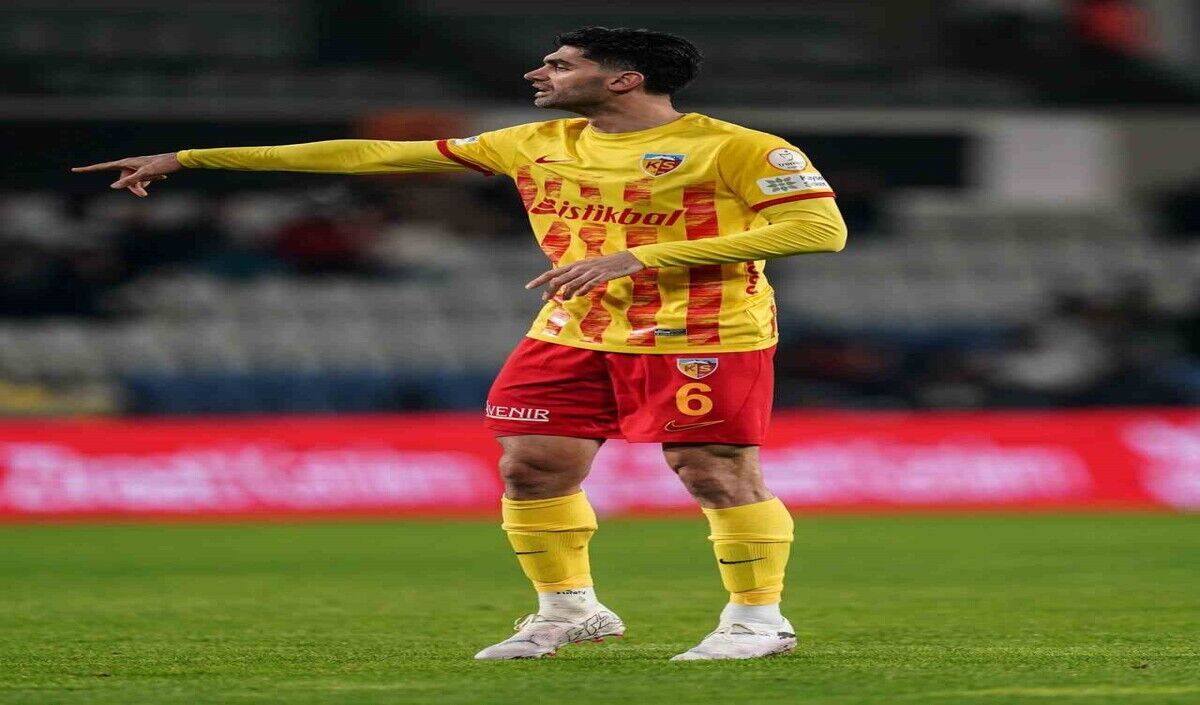 Ali Karimi Ihaaa2 (1)