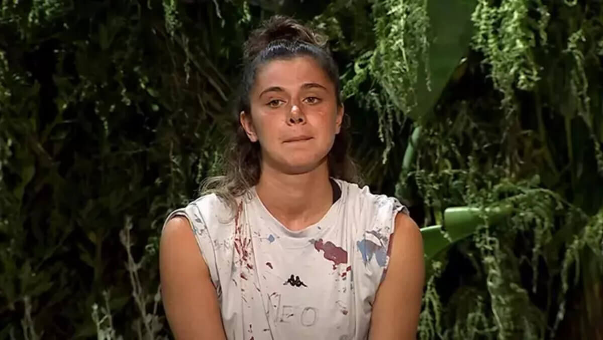 Survivor Nefise’den Murat Ceylan’a aşk itirafı: Gözümü Ondan Alamam!