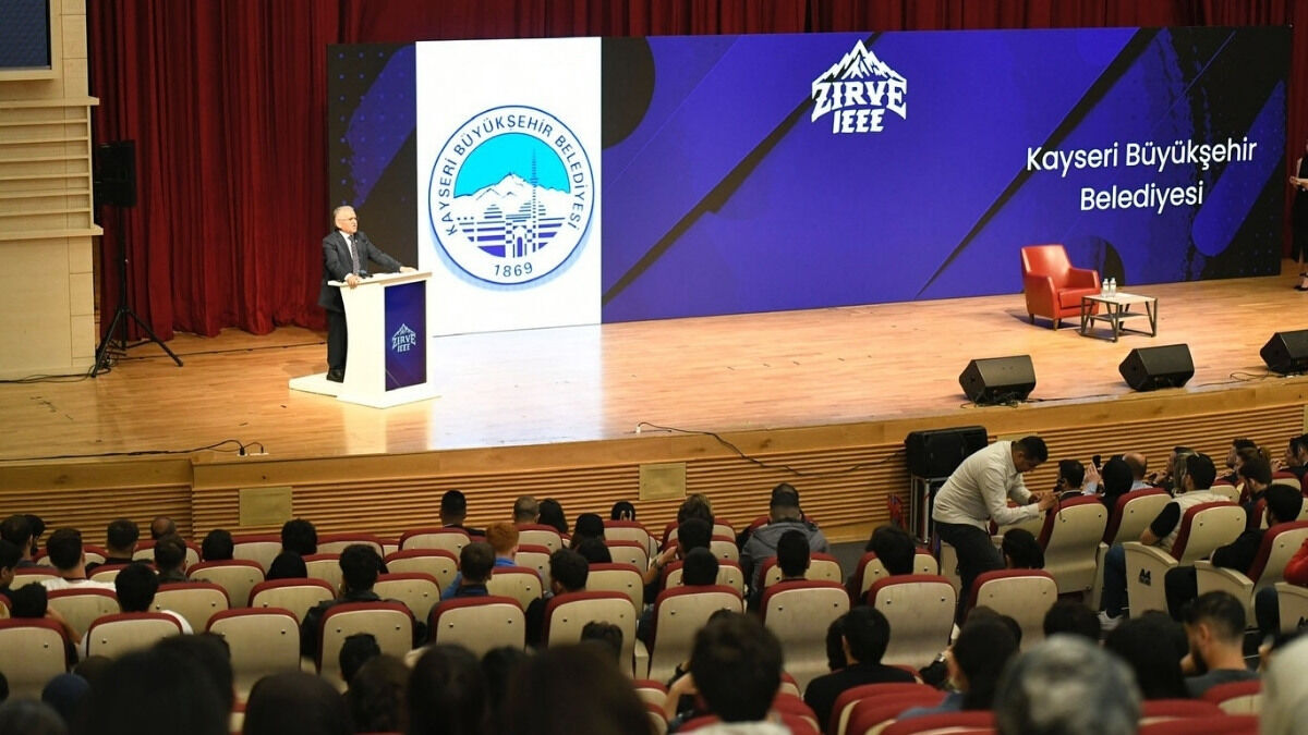 Erciyes Üni Başkan Büyükkılıç (5)-1