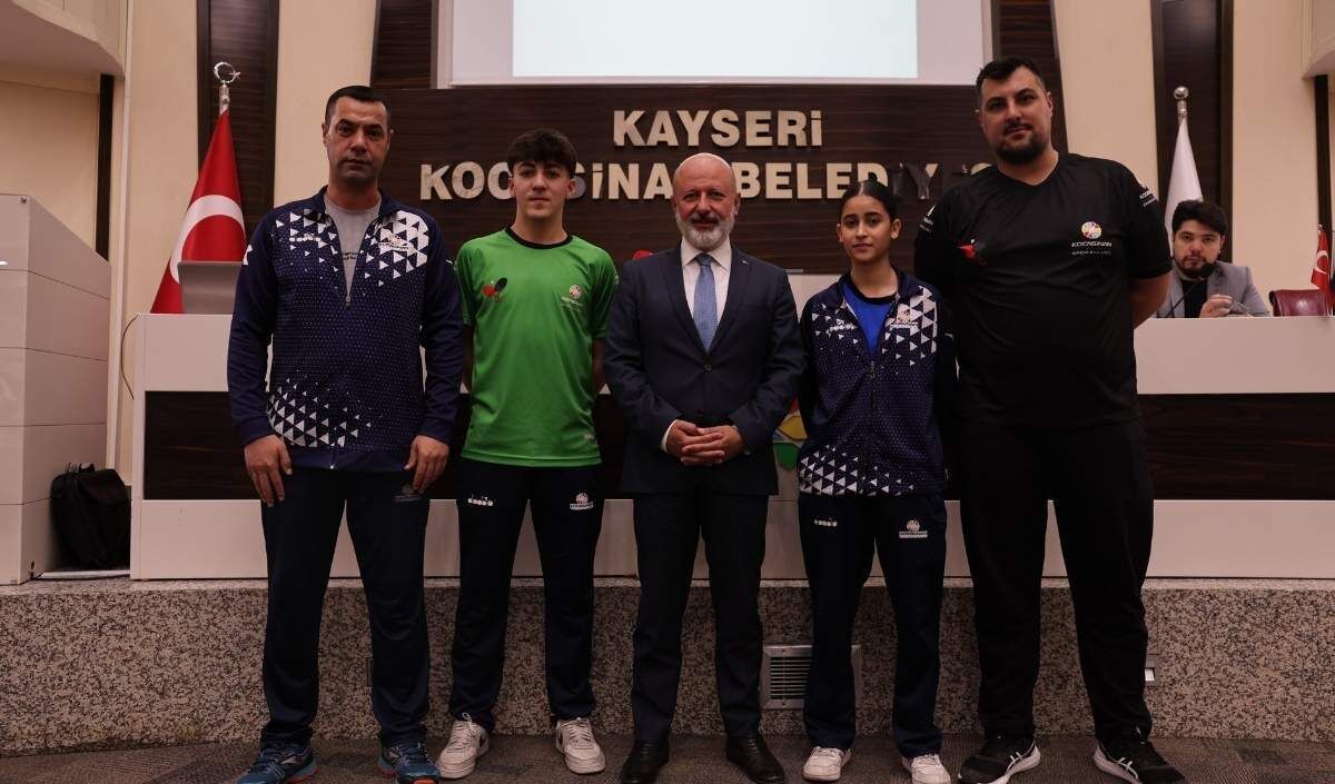 Başkan Çolakbayraktar’dan Jest! Başarıya Altın Değer (4)