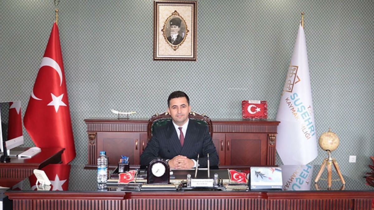 Sivas’ta Kayserili O Isim Dikkat Çekiyor! Bir Ilçeyi Yönetiyor (5)