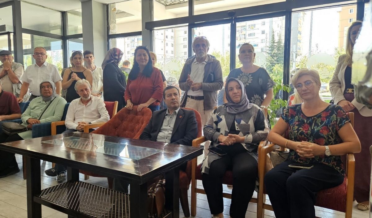 Melikgazi Chp Toplantısı (1)