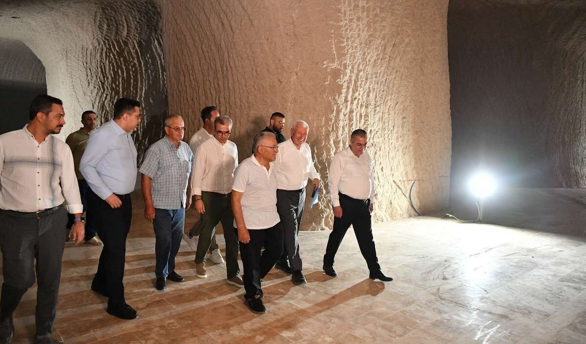 Başkan Memduh Büyükkılıç Kültepe (2)