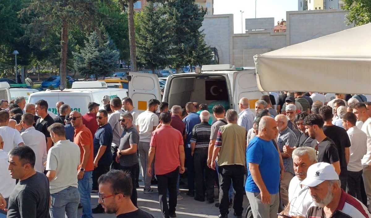 Cenaze Öldürülen Kadın (1)