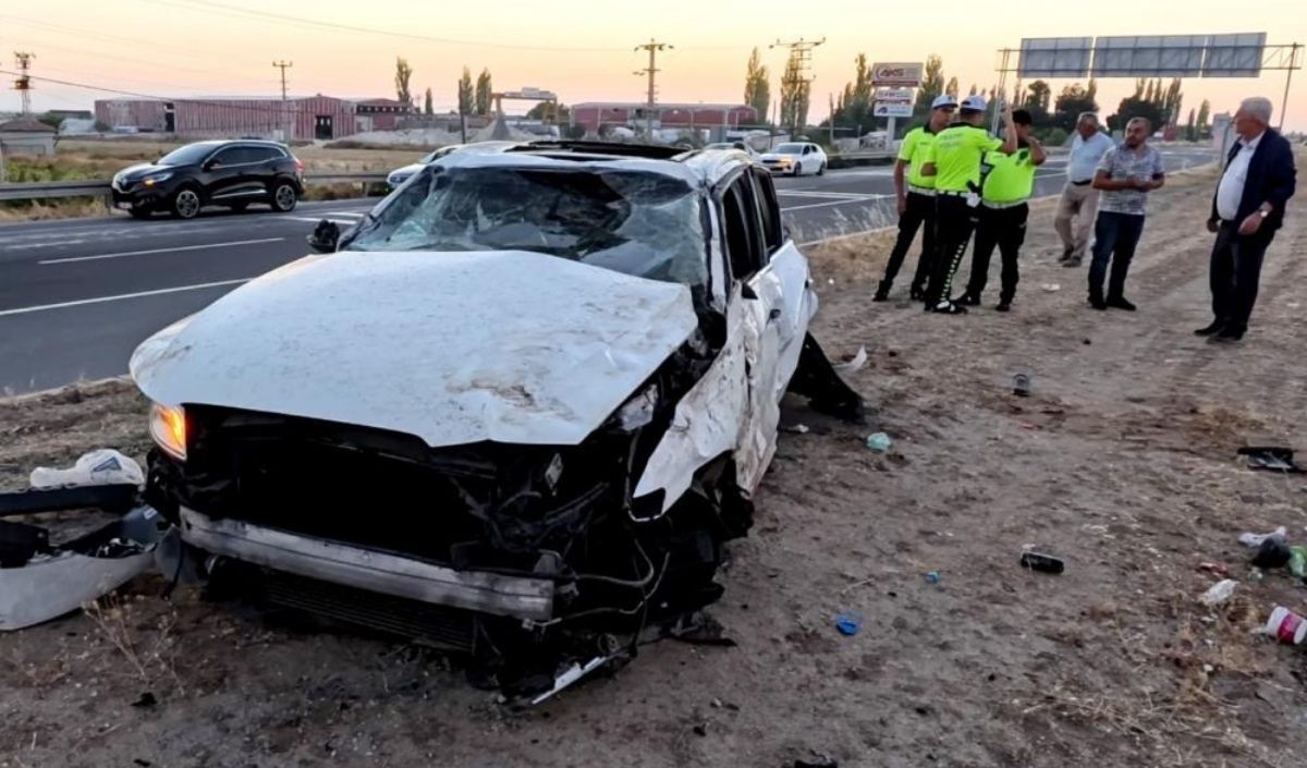 Gurbetçi Ailenin Otomobili Takla Attı! 1 Ölü, 4’Ü Ağır Yaralı (1)