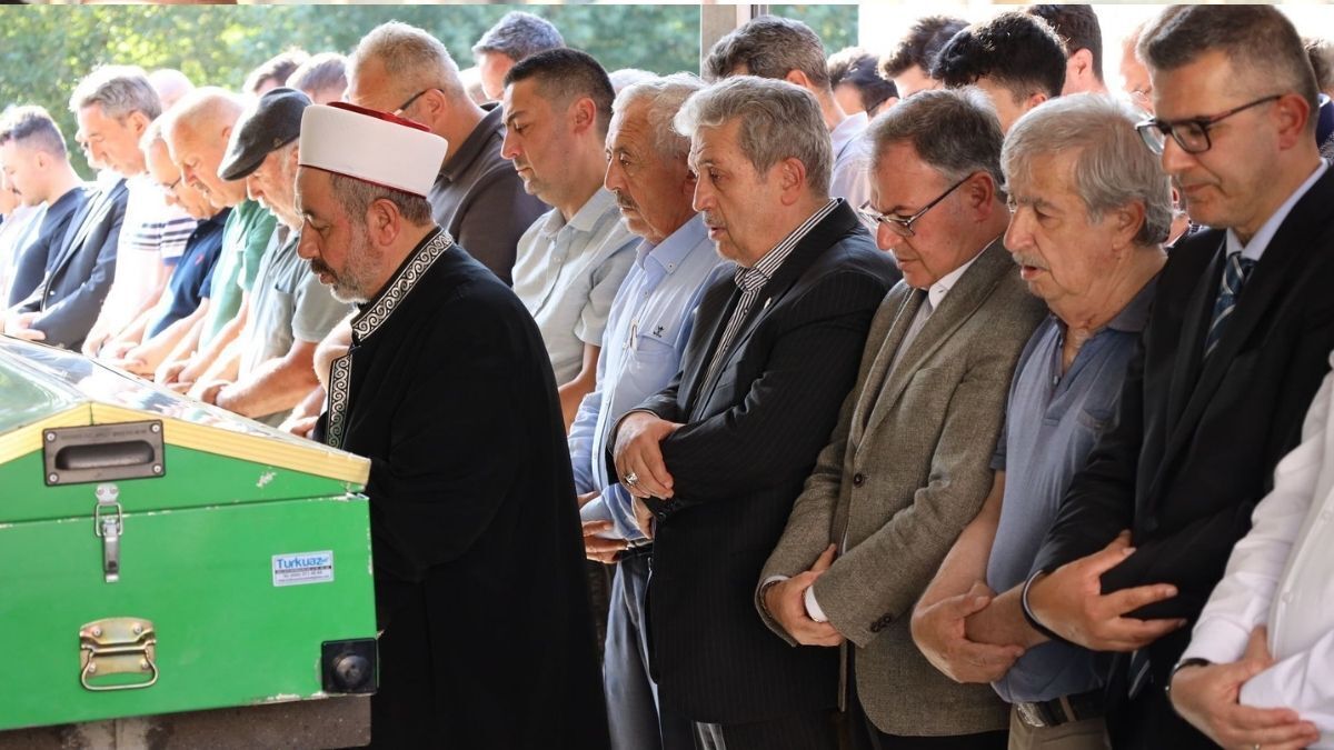 bayaz özsoy cenaze namazı