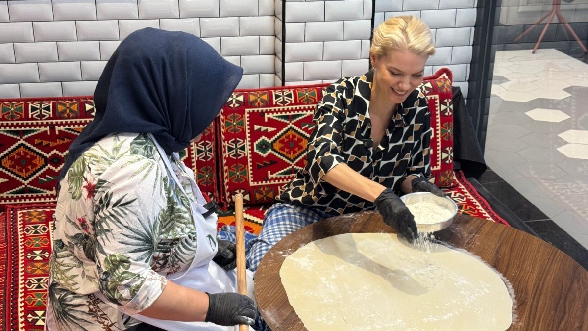 Pelin Çift’ten Kayseri’nin O Merkezine Övgü Dolu Sözler (5)