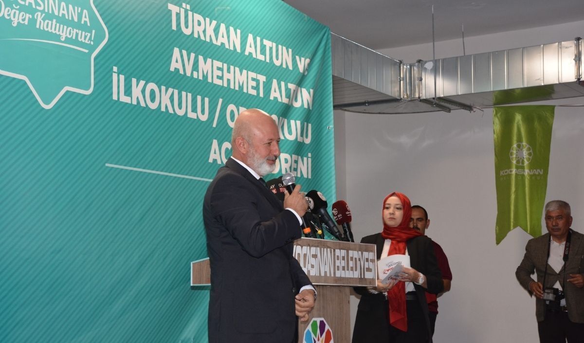 Başkan Çolakbayrakdar Eğitime Yatırım Geleceğe Yatırımdır (1)