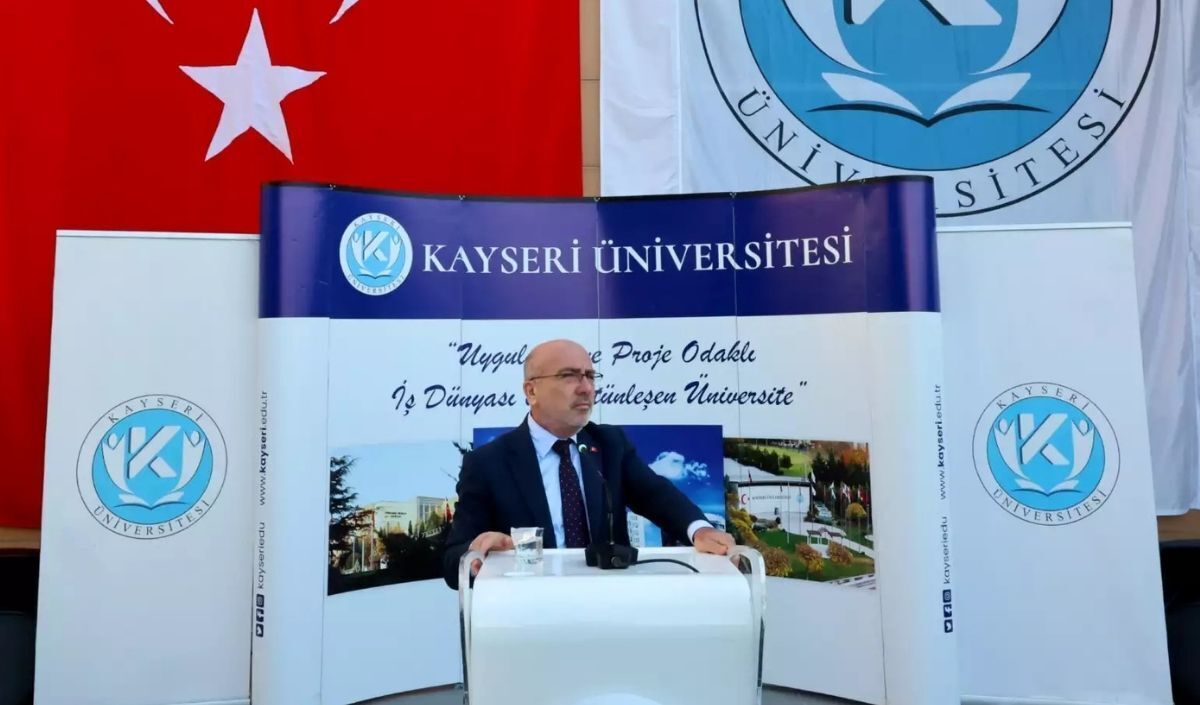 Kayseri Üniversitesi’nde Rektör Personel Buluşması (3)