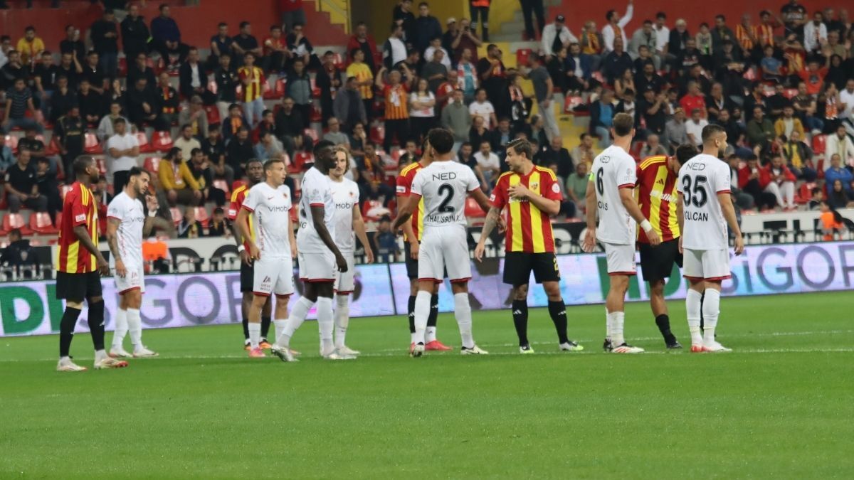 Kayserispor Genclerbirligi Ilk Yari (9)