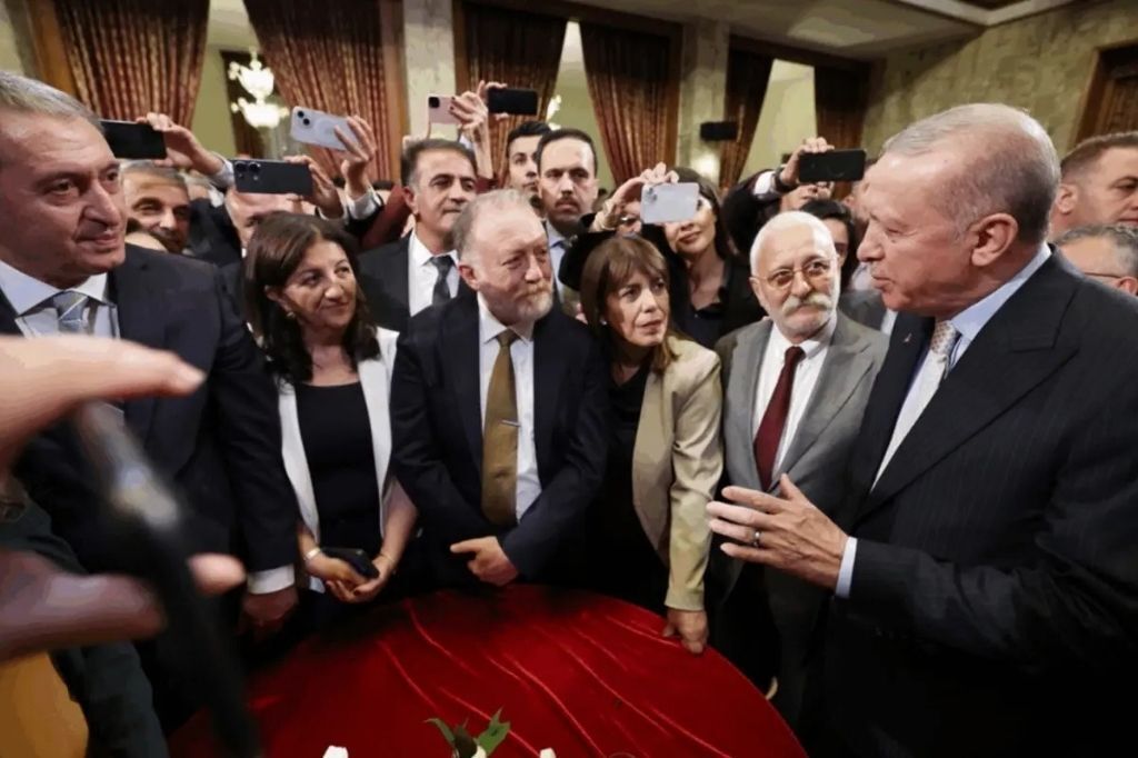 Pkk Terör Türkiye Dem Beştepe Cumhurbaşkanı