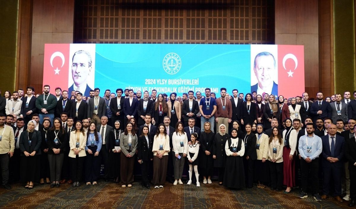 Bakan Tekin, 2024 Ylsy Bursiyerlerine Seslendi Türkiye’nin Size Ihtiyacı Var (2)