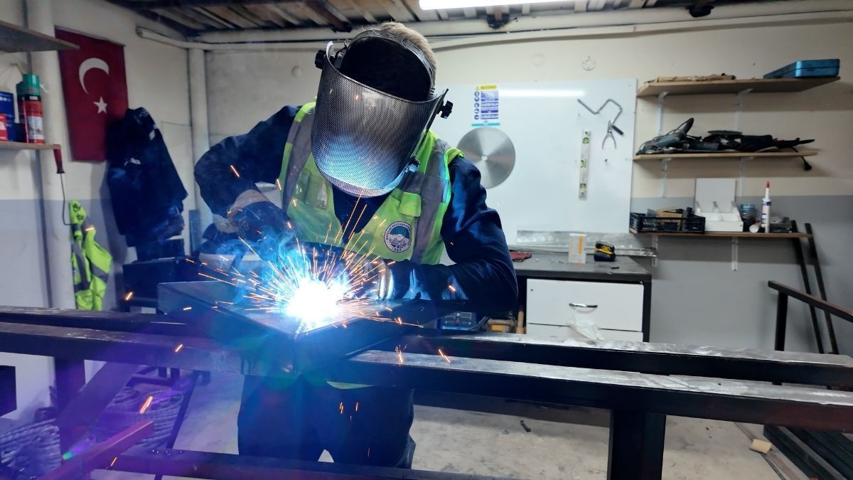 Kayseri Büyükşehi Belediyesi 65 Led (2)