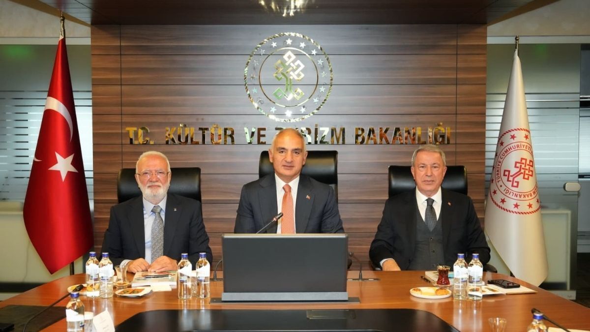 Kayseri Cazibe Merkezi Olacak! Master Planı Bakan Ersoy’a Sunuldu (2)