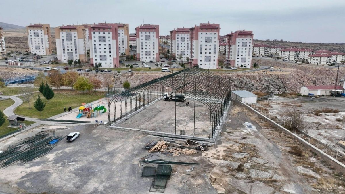 Kayseri İncesu Gençliğine Müjde Kapalı Halı Saha Projesinde Sona Gelindi! Seo Başlık Önerileri (Halk Diliyle)