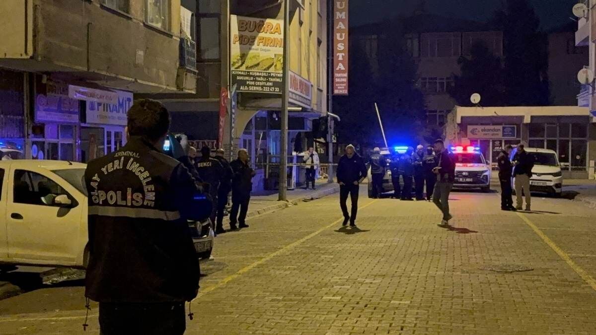 Kayseri'de Kız Meselesi Kan Akıttı Sokak Ortasında Katliam Yaşandı!4