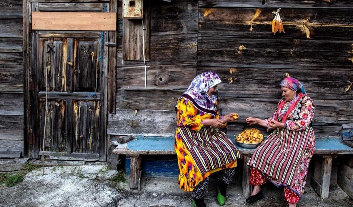 Komşu