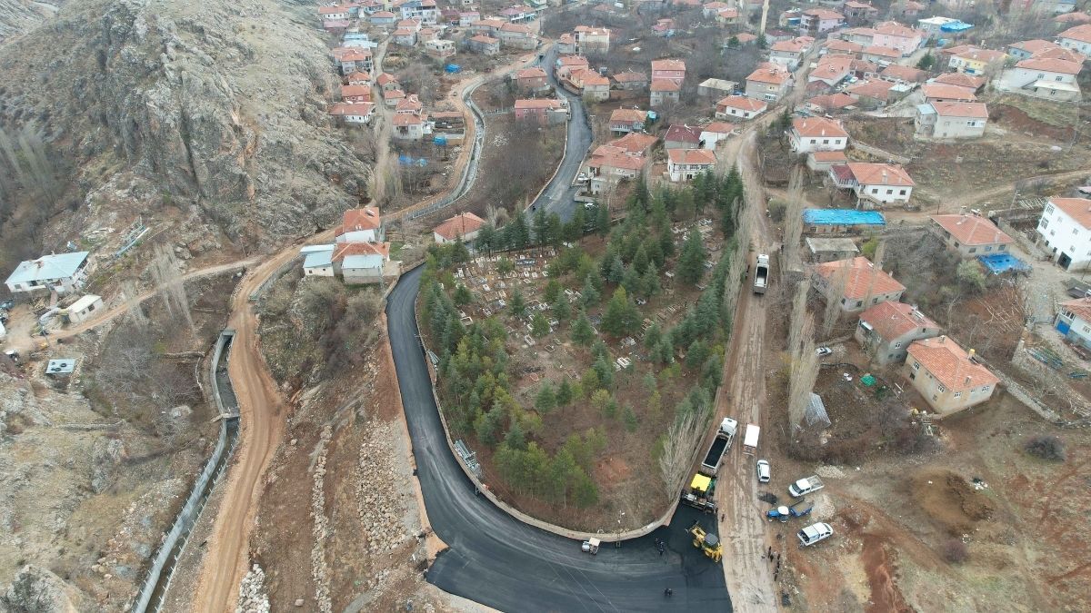 Kayseri’de Mahalleli Bekliyordu Sonunda Oldu Yahyalı’ya Konforlu Seyahat (6)