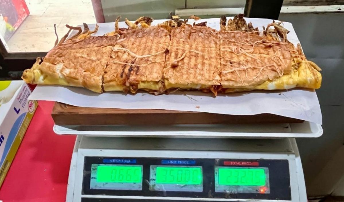 kayseri sucuğu tost