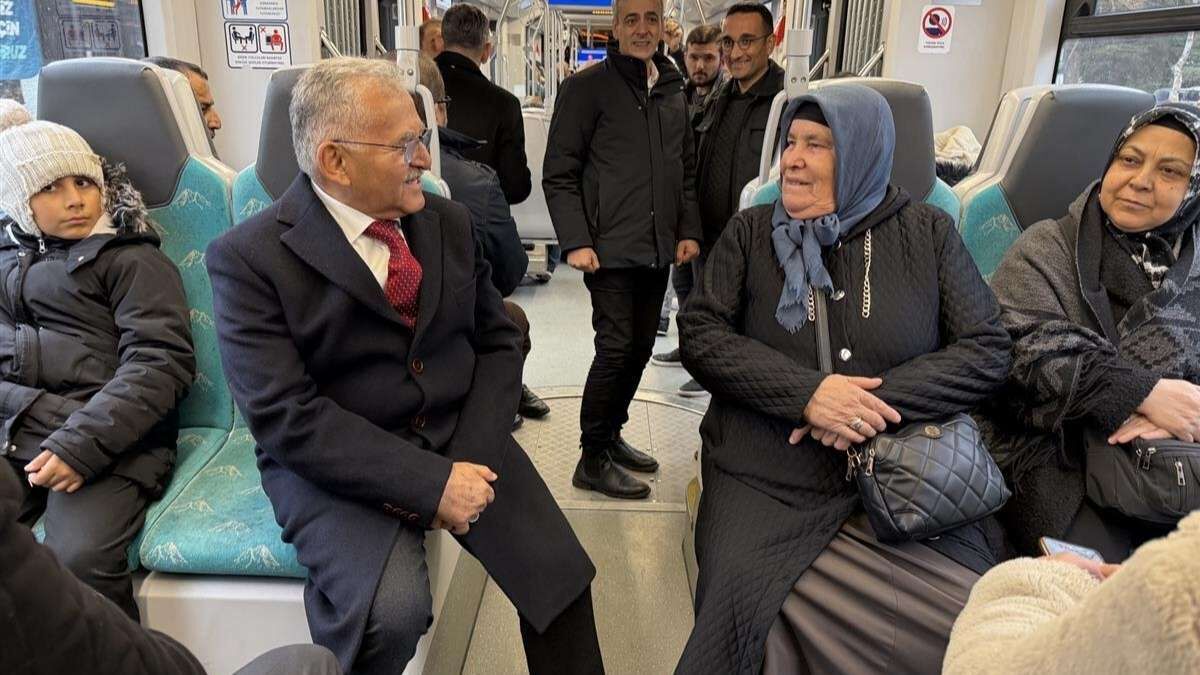Kayseri’de Tramvaylar 51,6 Milyon Yolcu Taşıdı Başarı Mı, Zorunluluk Mu (5)