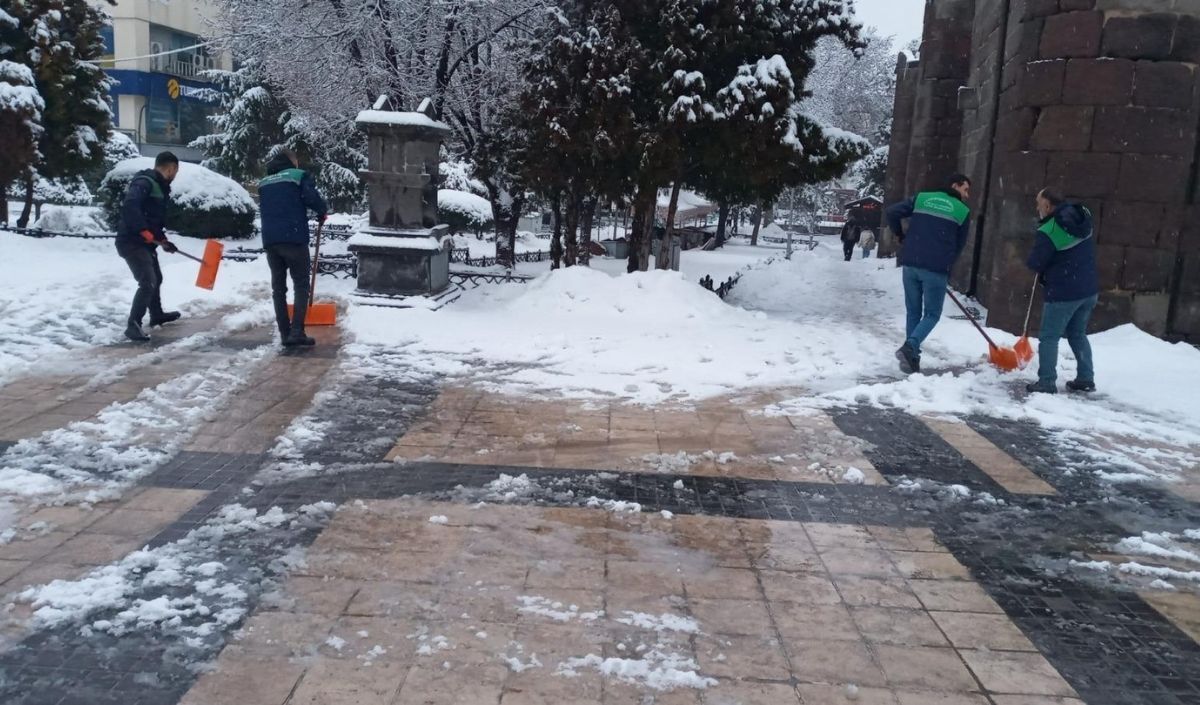 Kırsal Mahalle Yolu Kayseri̇ Yollar Açildi (7)
