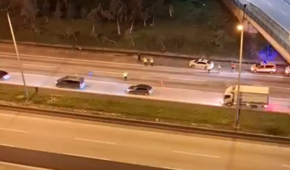 Adana’da Tır Kazası! Bir Yaya Hayatını Kaybetti (4)