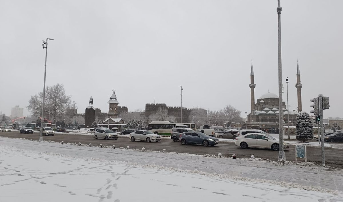 Kayseri Hava Durumu Alarm Verdi! Fırtına Geliyor! (1)