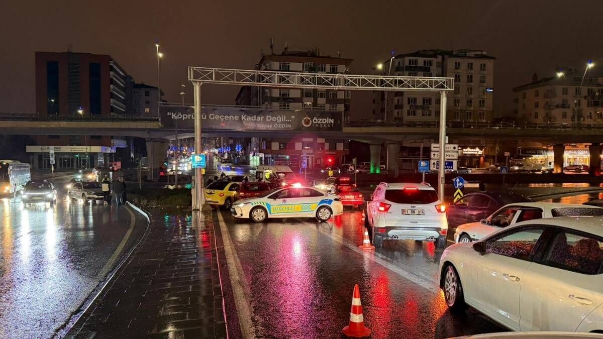 Kayseri Sümer Üst Geçidi Kaza (4)
