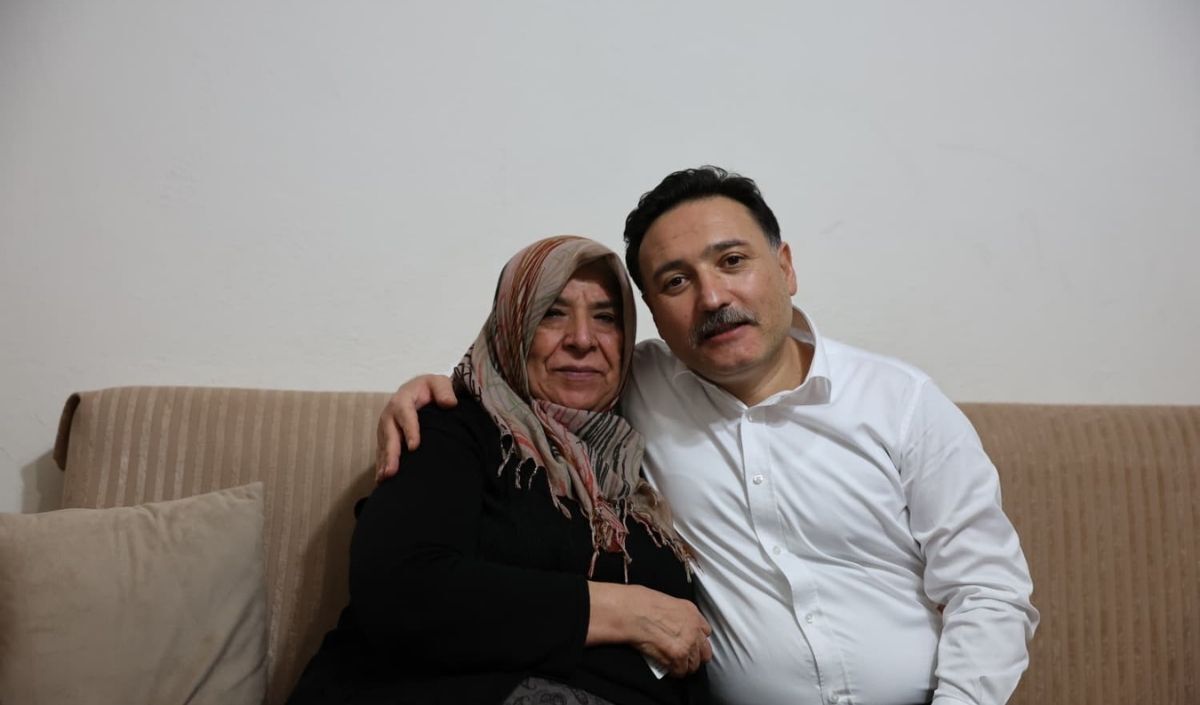 Kayseri Valisi Çiçek Iftar Sofrasına Konuk Oldu (1)