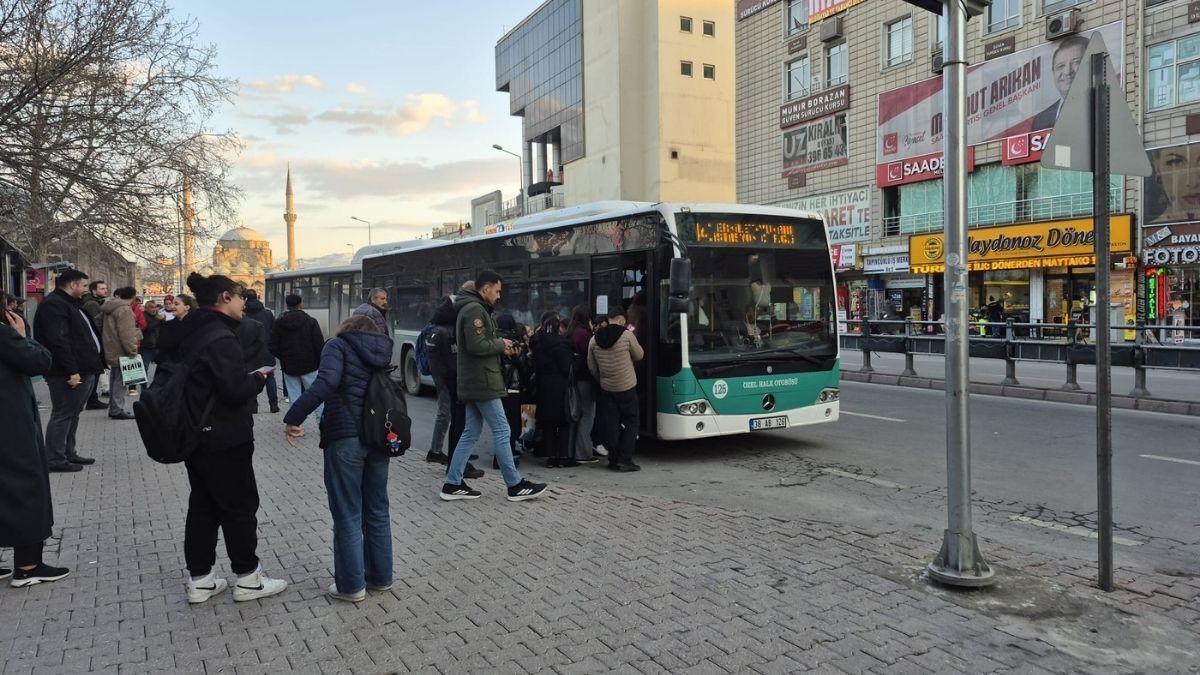 Kayseri’de Abonman Kart Kullanmak Ne Kadar Mantıklı (6)