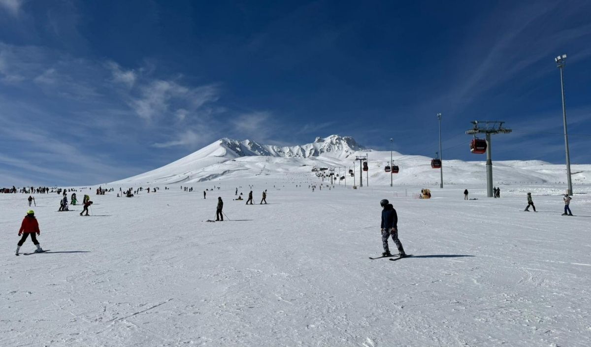 Erciyes Kayak yapan insanlar