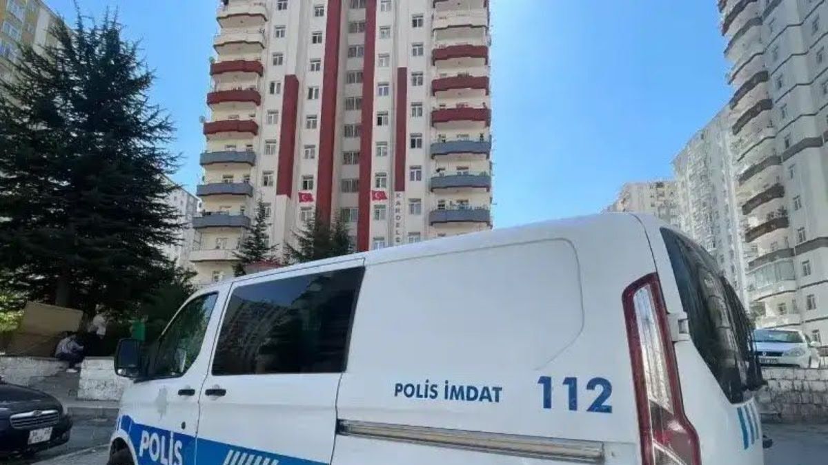 Talas’taki Korkunç Cinayetin Ilk Duruşması Başladı ‘Kapıcı Benden Faydalandı, Bıçakla Öldürdüm’ (4)