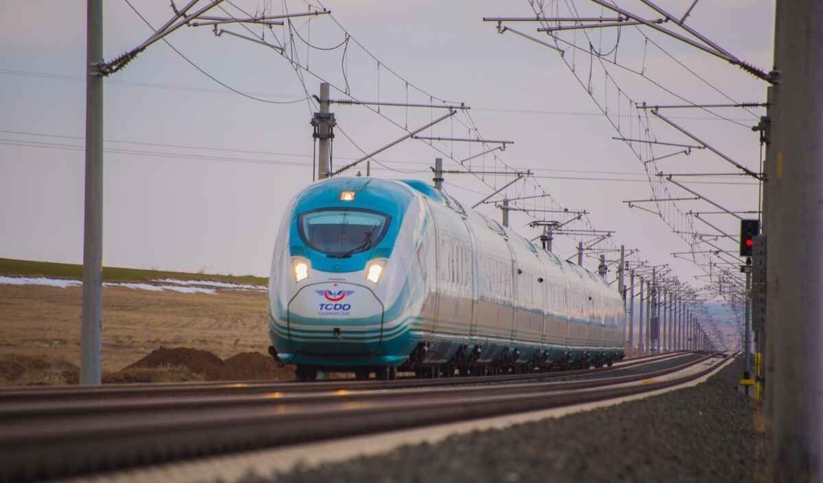 17 Yılda 110 Milyon Yolcu Yht Ile Seyahat Etti (1)