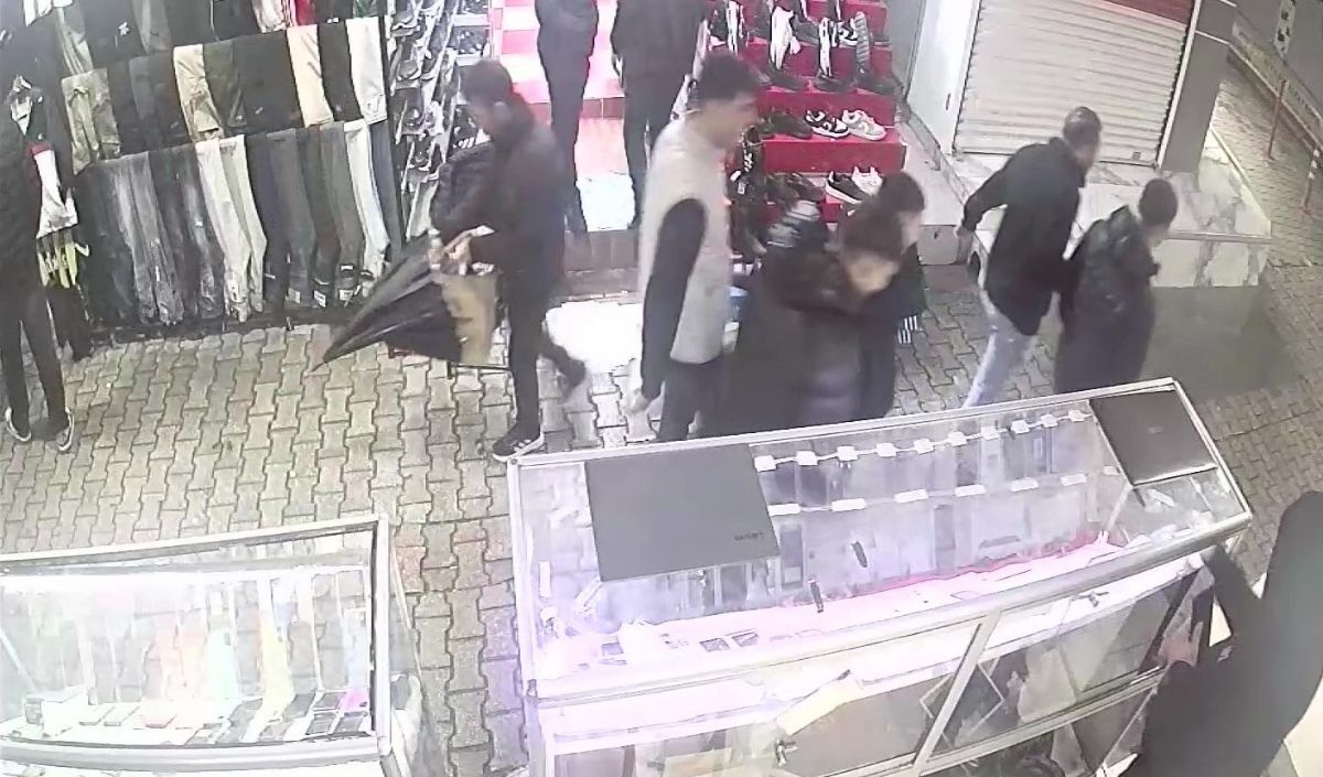 Adana’da Telefon Hırsızlığı Savunmasında ‘Hoşuma Gitti’ Dedi (1)