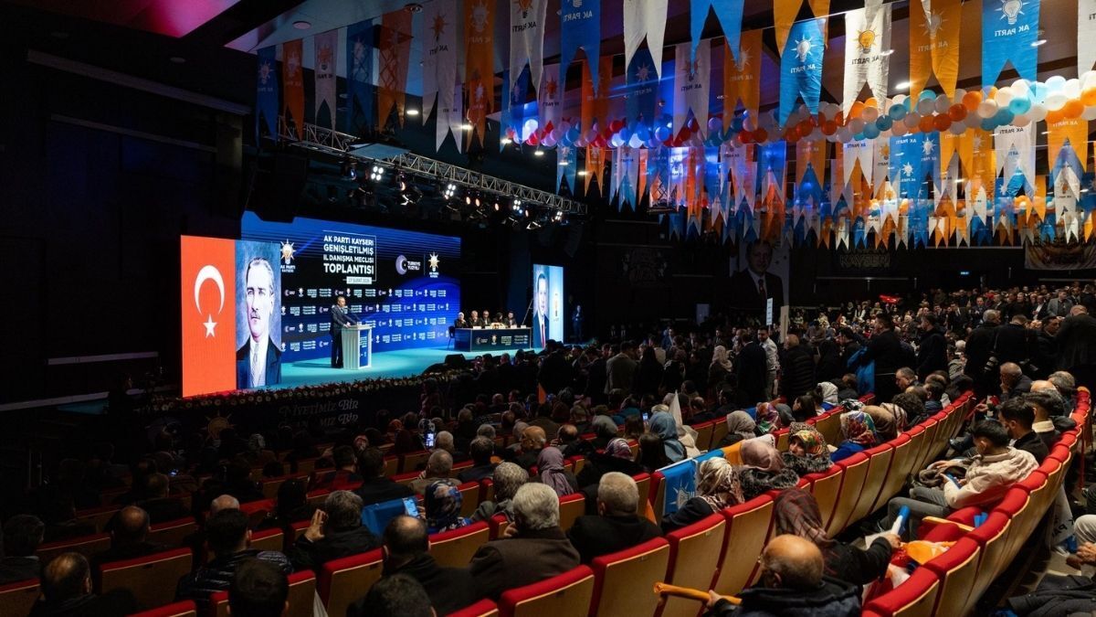 Ak Parti Sınıfta Kaldı (6)