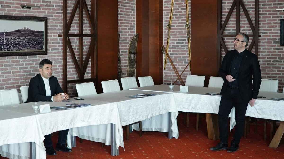 Erciyes’te Üst Düzey Buluşma Bakan Yardımcısı Projeyi Inceledi (4)