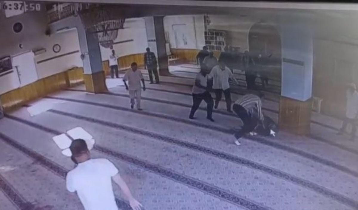 Kayseri Cami Cinayeti (1)