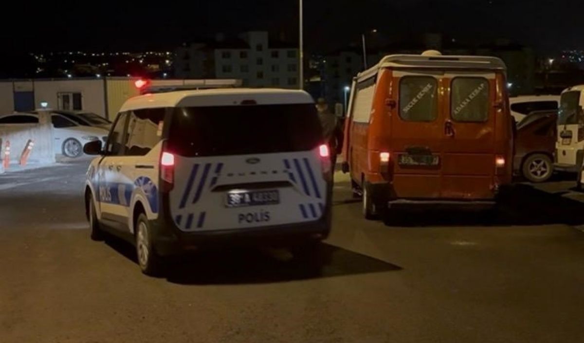 Kayseri Melikgazi’de Bıçaklı Kavga 1 Yaralı (2)