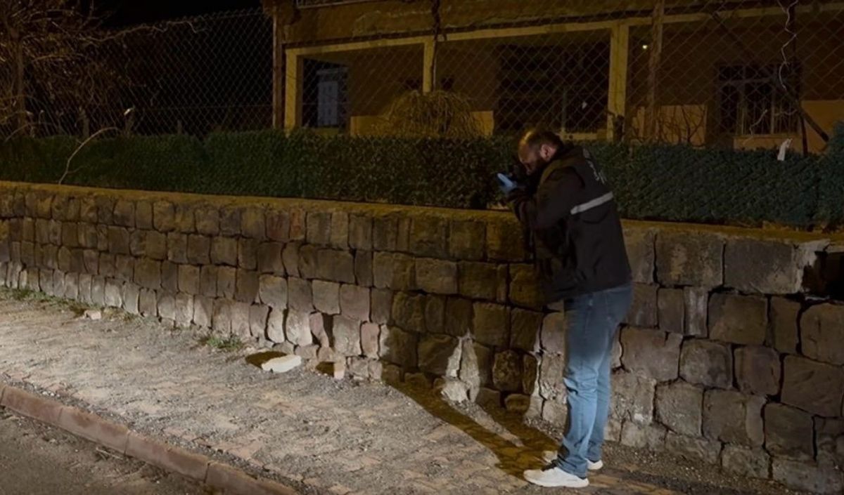 Kayseri Melikgazi’de Bıçaklı Kavga 1 Yaralı (4)