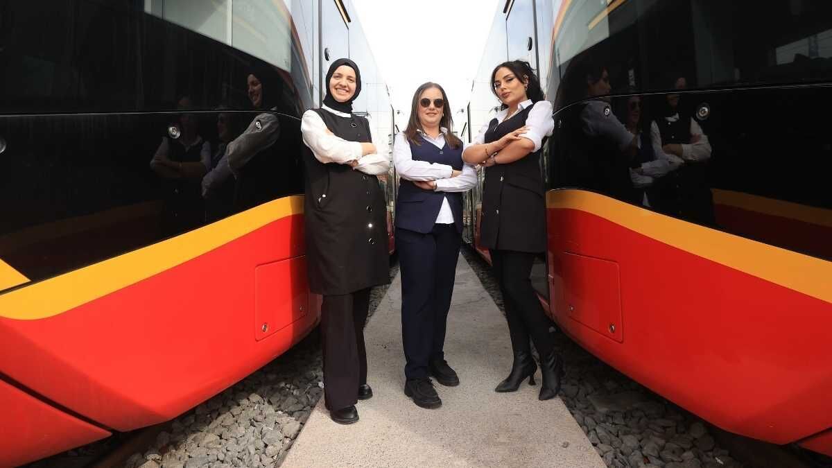 Kayseri Ulaşımda Kadın Gücü 80 Tonluk Araçları Kullanıyorlar! (7)
