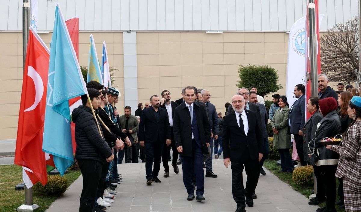 Kayseri Üniversitesi (2)