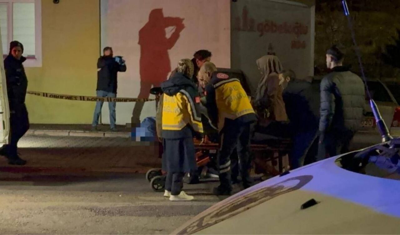 Kayseri'de Ikinci Kattan Düşen Kadın Öldü
