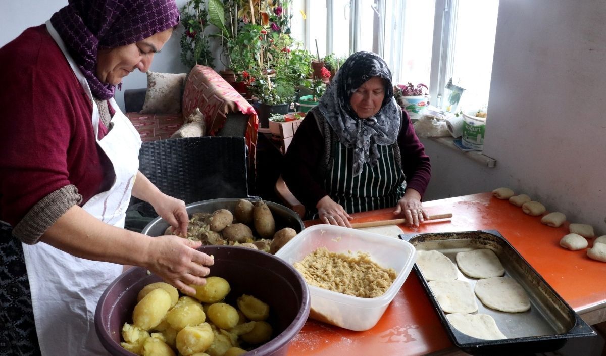 Kayseri’nin O Ilçesinde Kapılar Her Gün Iyilik Için Çalıyor! (4)