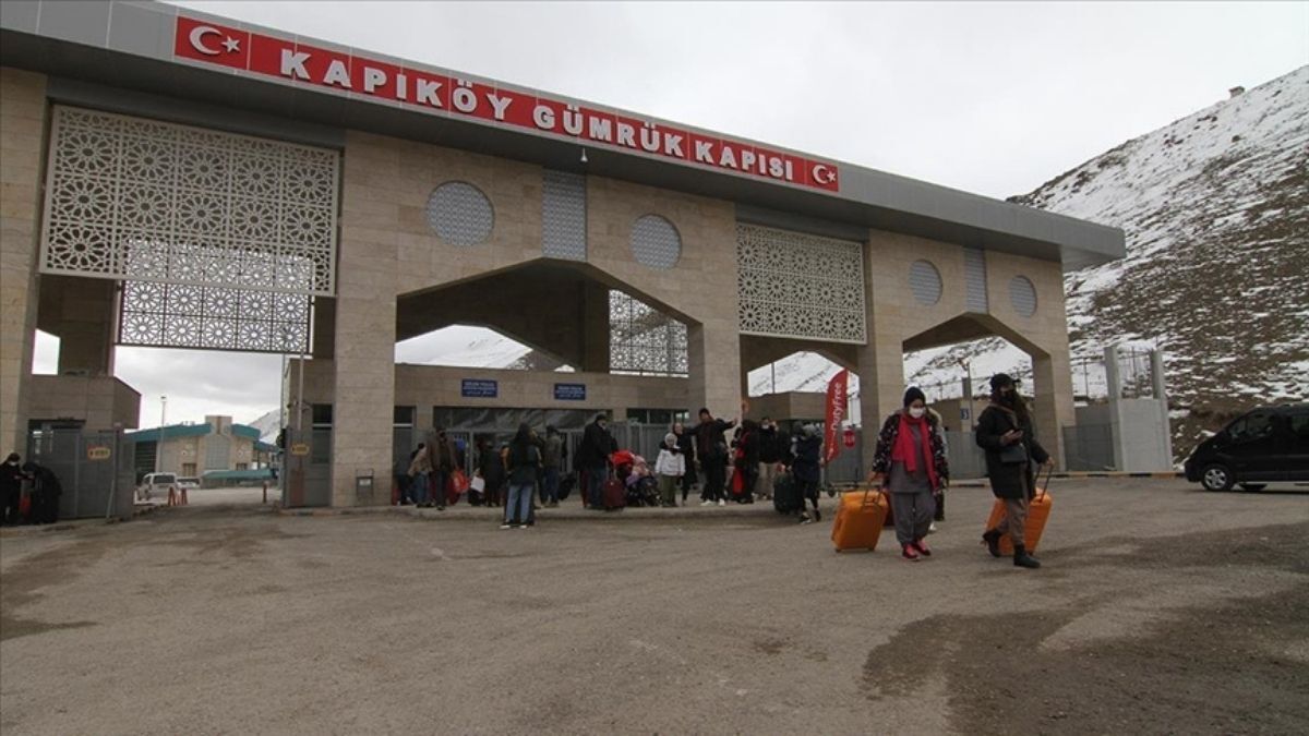 Türkiye—İran Sınırında Neler Oluyor Türkiye—İran Sınır Kapıları Açık Mı (4)