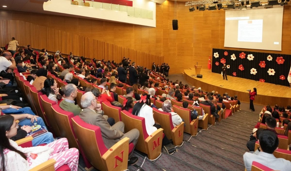 23 Nisan Çocuk Forumu (1)