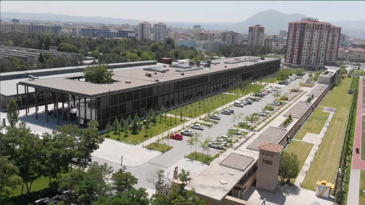 Abdullah Gül Üniversitesi