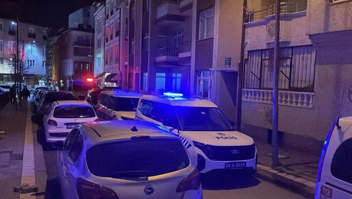ev çöktü