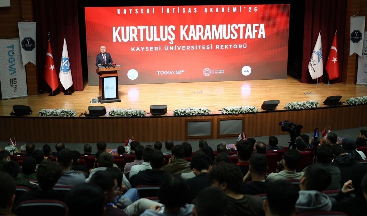 Çavuşoğlu Kayseri’de Konuştu Dünya Değişiyor (4)