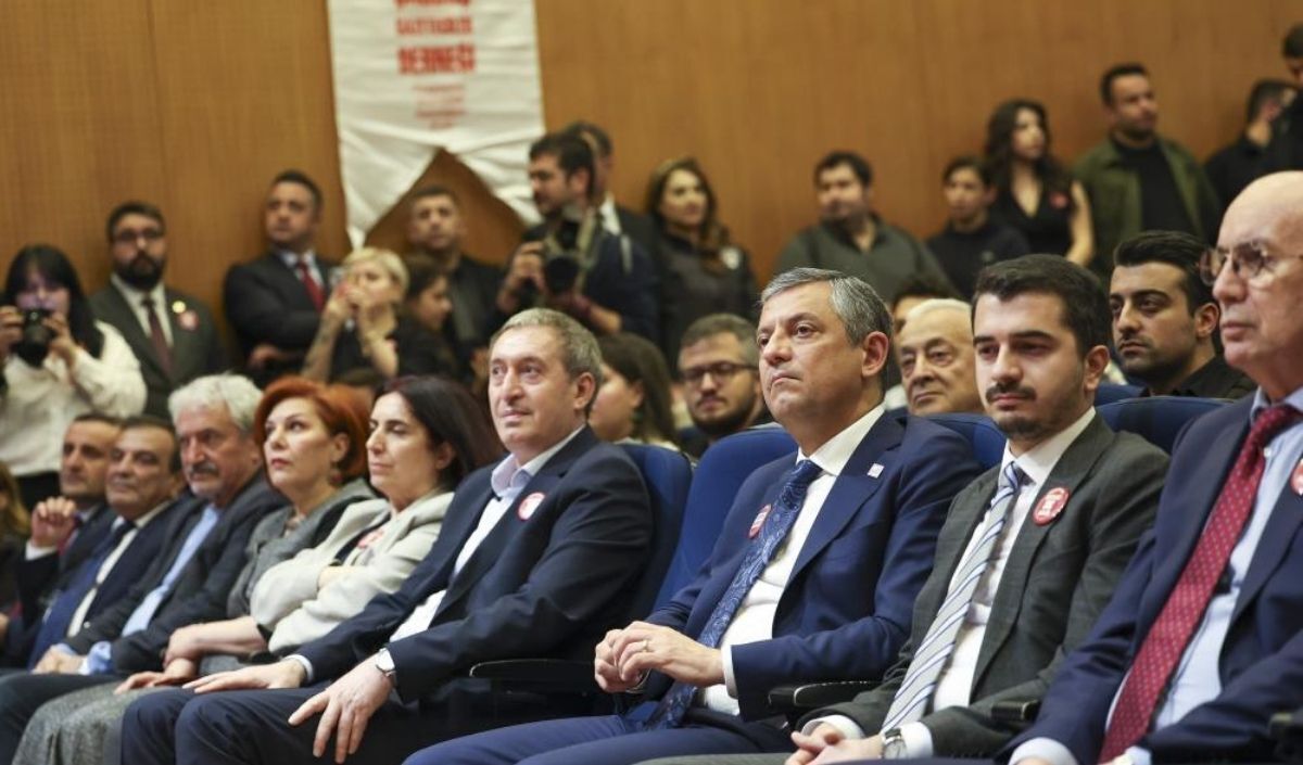 Gazeteciler Için Kritik Uyarı Özgür Özel Konuştu (3)